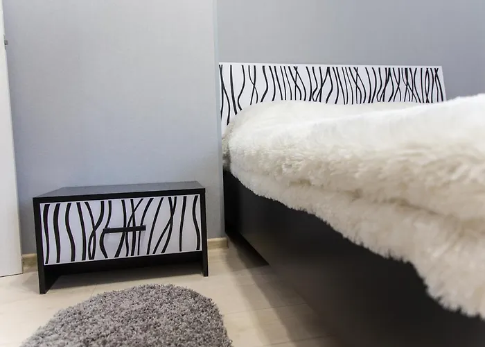 Near Dolphinarium Apartment *