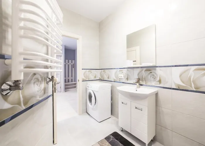 Near Dolphinarium Apartment *